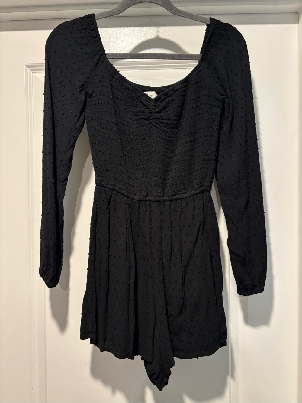 Holster Women’s Size S Black Long-Sleeve Textured Romper